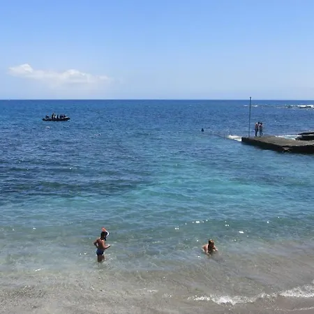 50 Meters From The Ocean * Costa Del Silencio